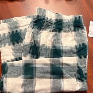 NWT Plaid Lounge Pants in Green and White  xxl